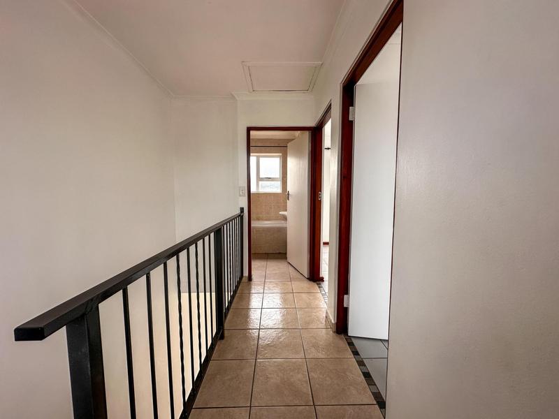 2 Bedroom Property for Sale in Protea Heights Western Cape